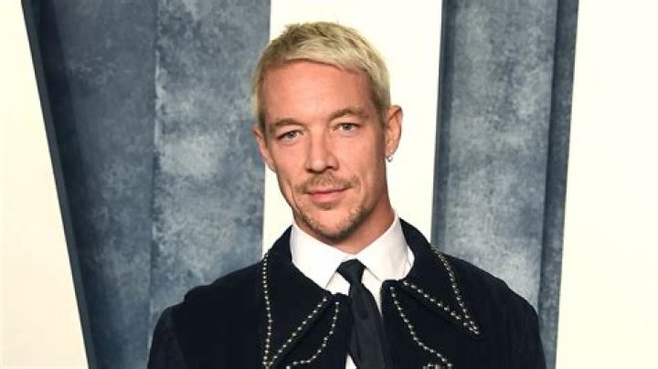 Diplo Biography: Net Worth, Songs, Age, Wife, Instagram, Real Name, Genre, Children, Girlfriend, Young, Tour, Friends, Wikipedia