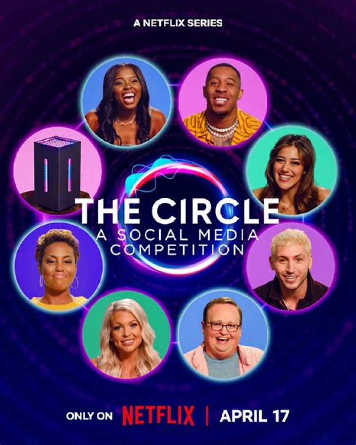 Explore Emelle Smith (The circle) Wiki, Bio, Age, Height, Lesbian, Nationality, Ethnicity.