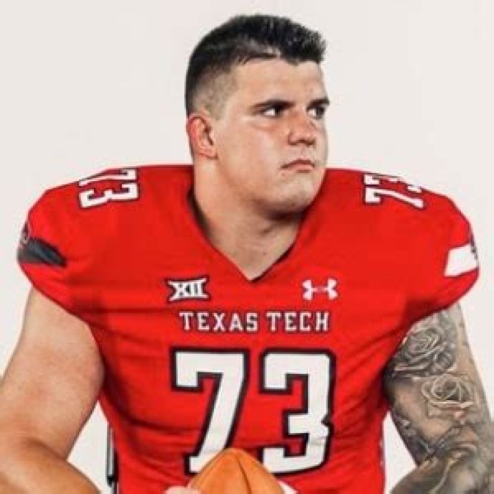 Is Dawson Deaton Dating? Personal & Family Life Details